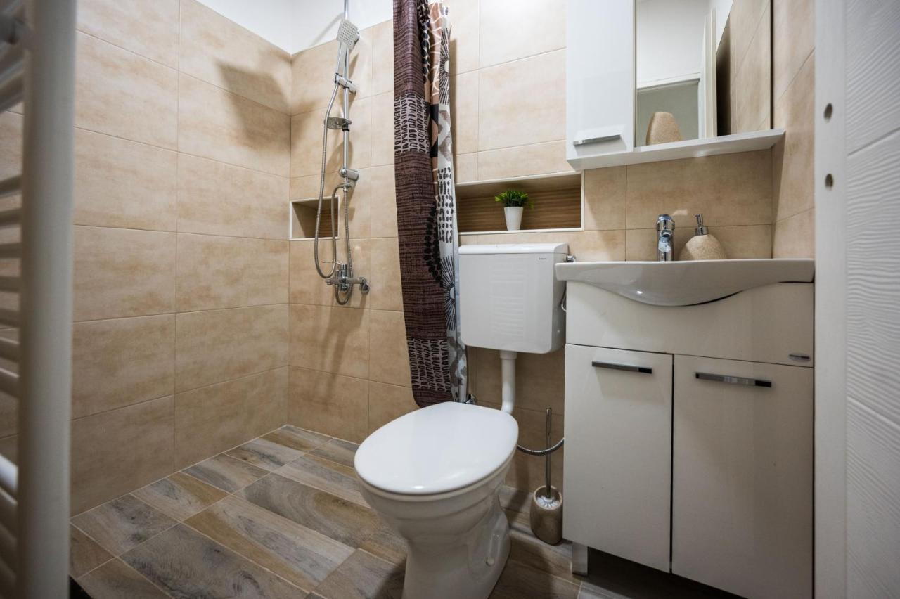 Spacious And Bright 2Bdr Apartment In The Old Town Сараєво Екстер'єр фото
